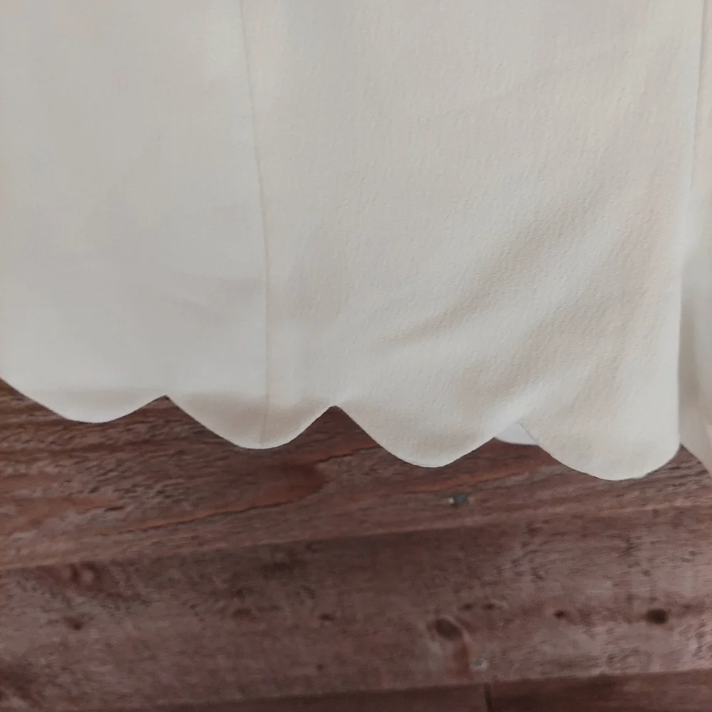 Lush Off White Shorts with Scallop Hem Size Medium